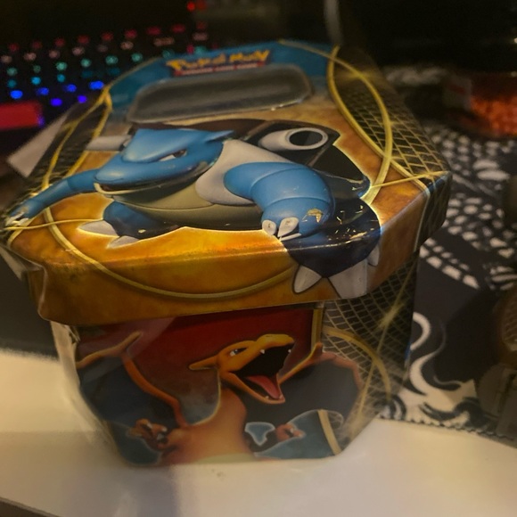 Mixed Pokémon cards